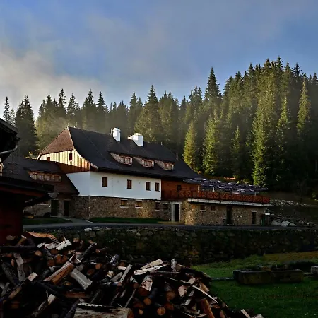 Gasthof Pivovar Lyer Modrava